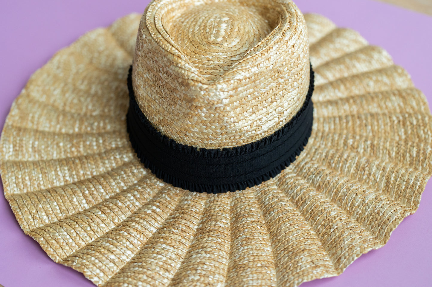 2” Black Striped Ruffle Band