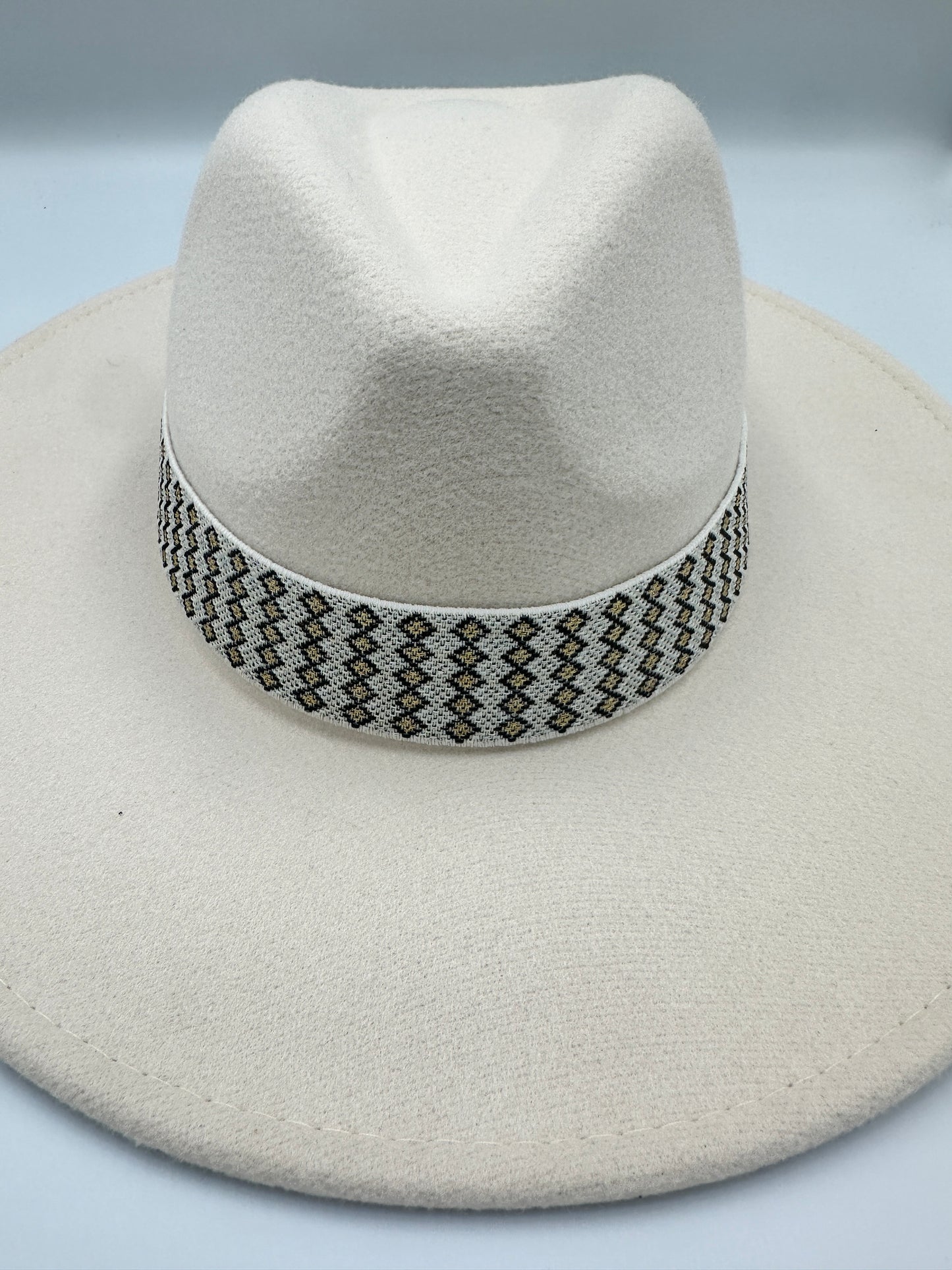 1.5” Ivory with Gold/Black Diamond Band