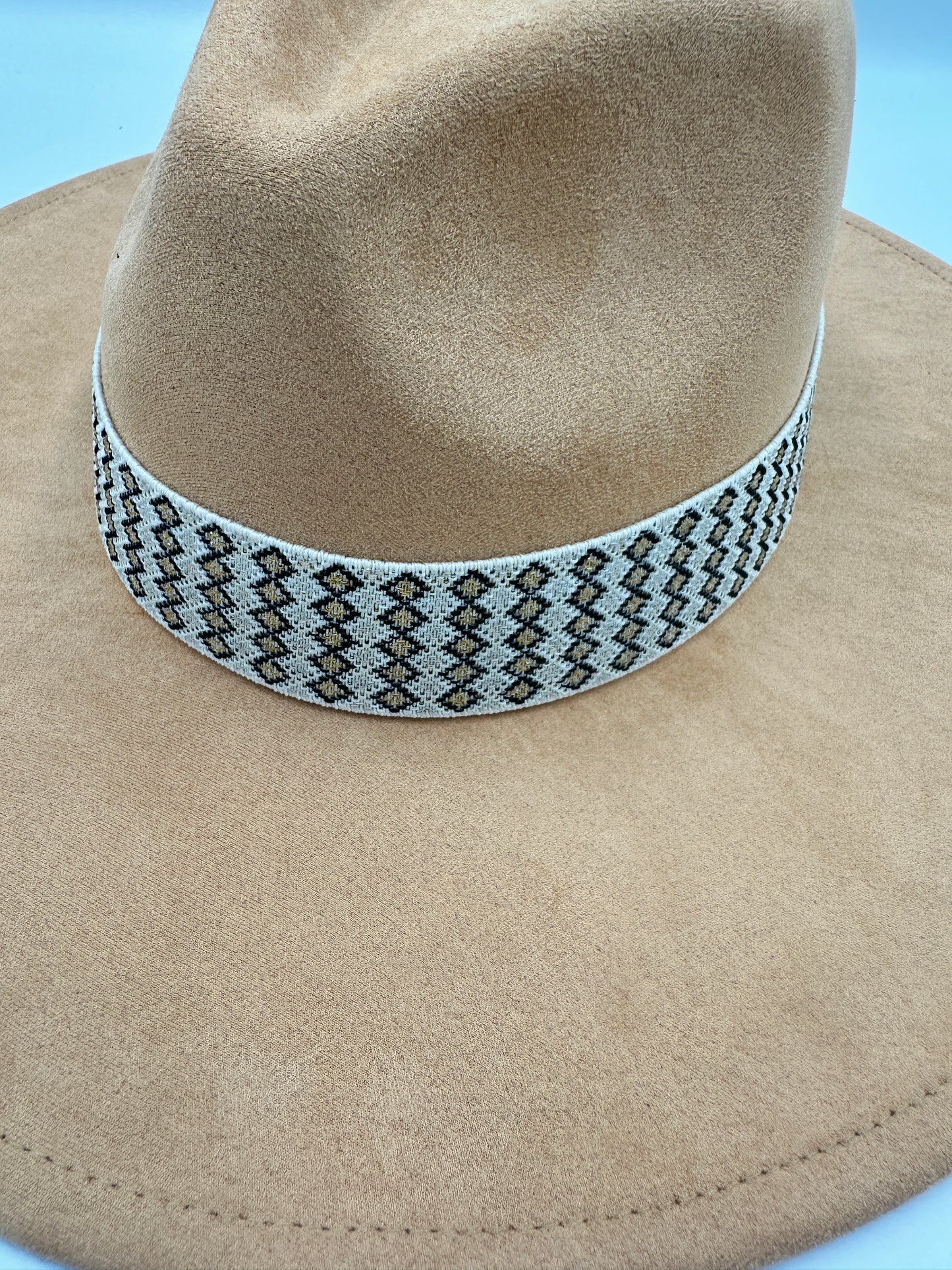 1.5” Ivory with Gold/Black Diamond Band