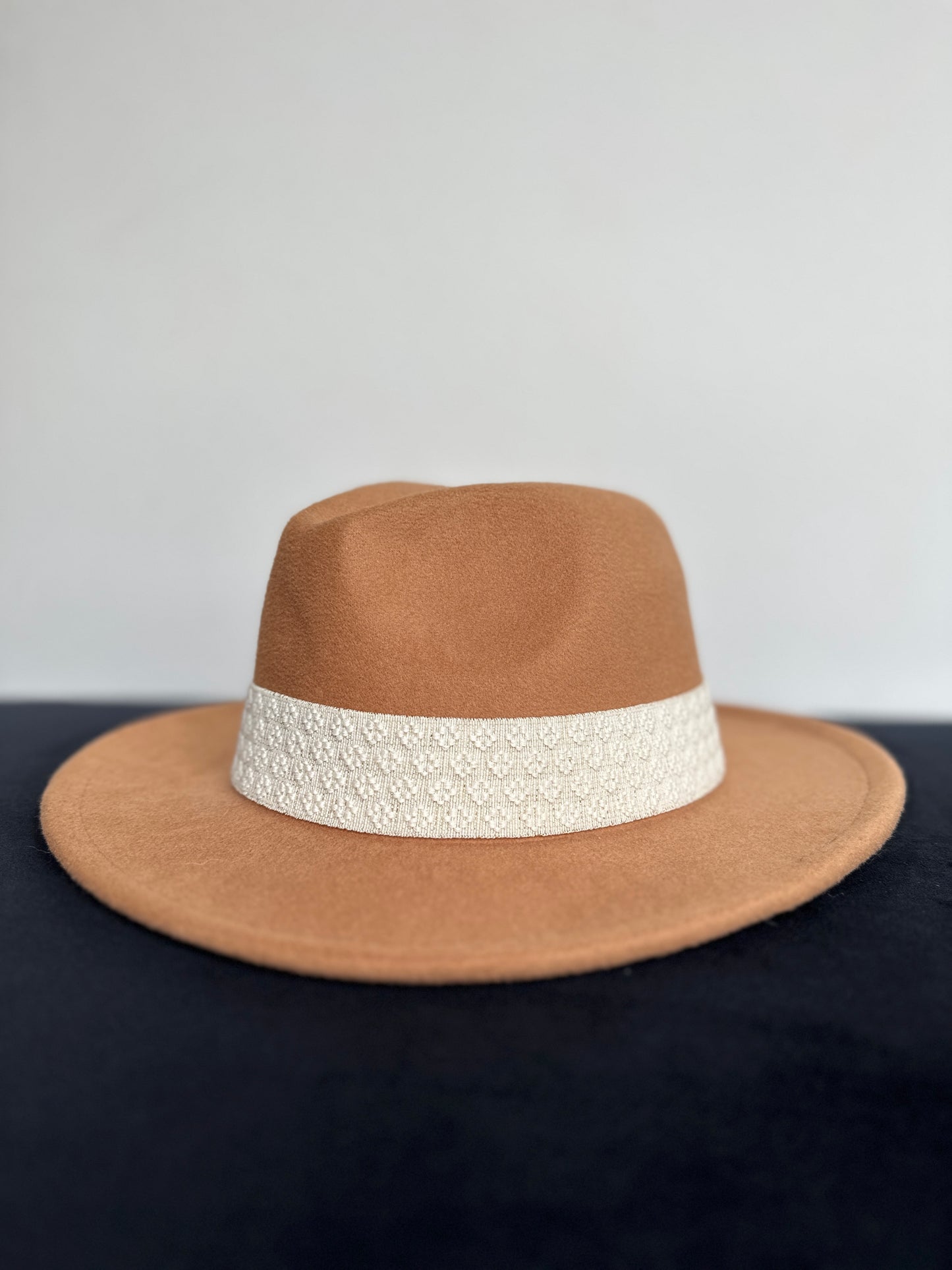 1.5” Ivory Textured Hat Band