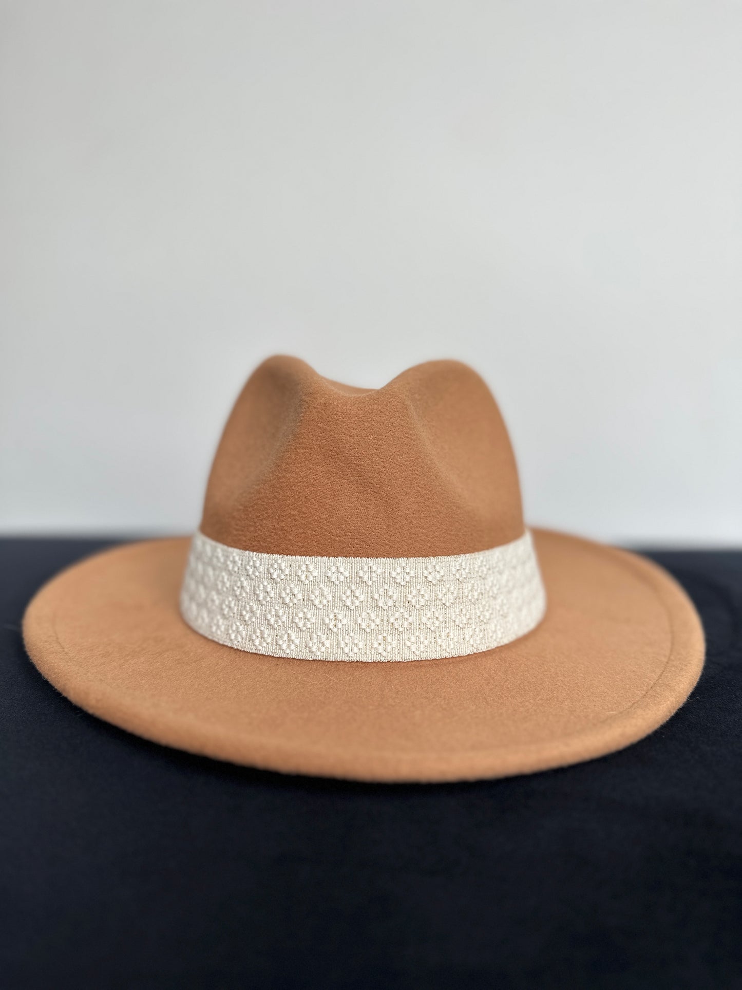 1.5” Ivory Textured Hat Band