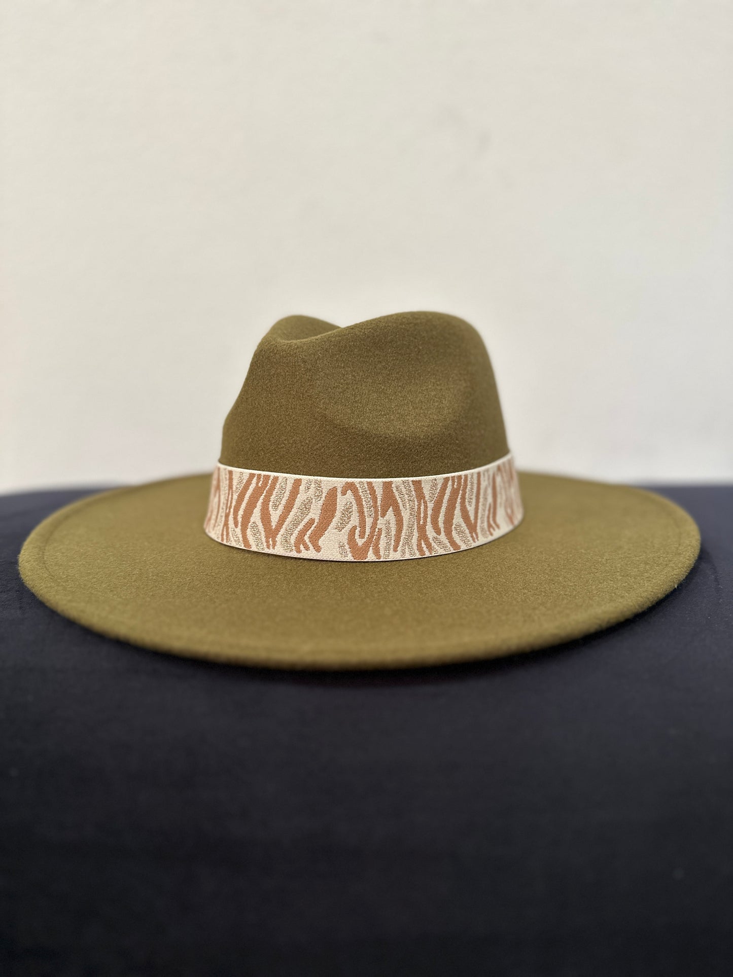 1.5” Tan Glitter Tiger Hat Band