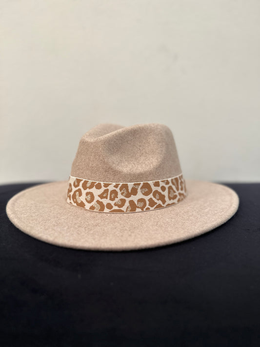 1.5” Tan Glitter Leopard Hat Band